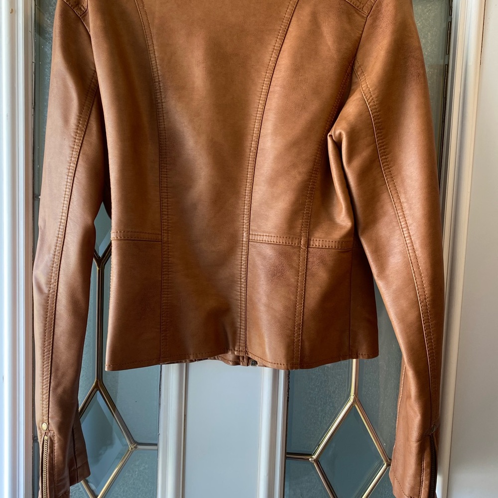 Jacket - Picture 3 of 5